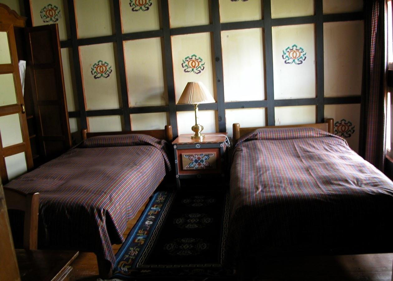 Gangtey Palace Hotel Paro Exterior photo