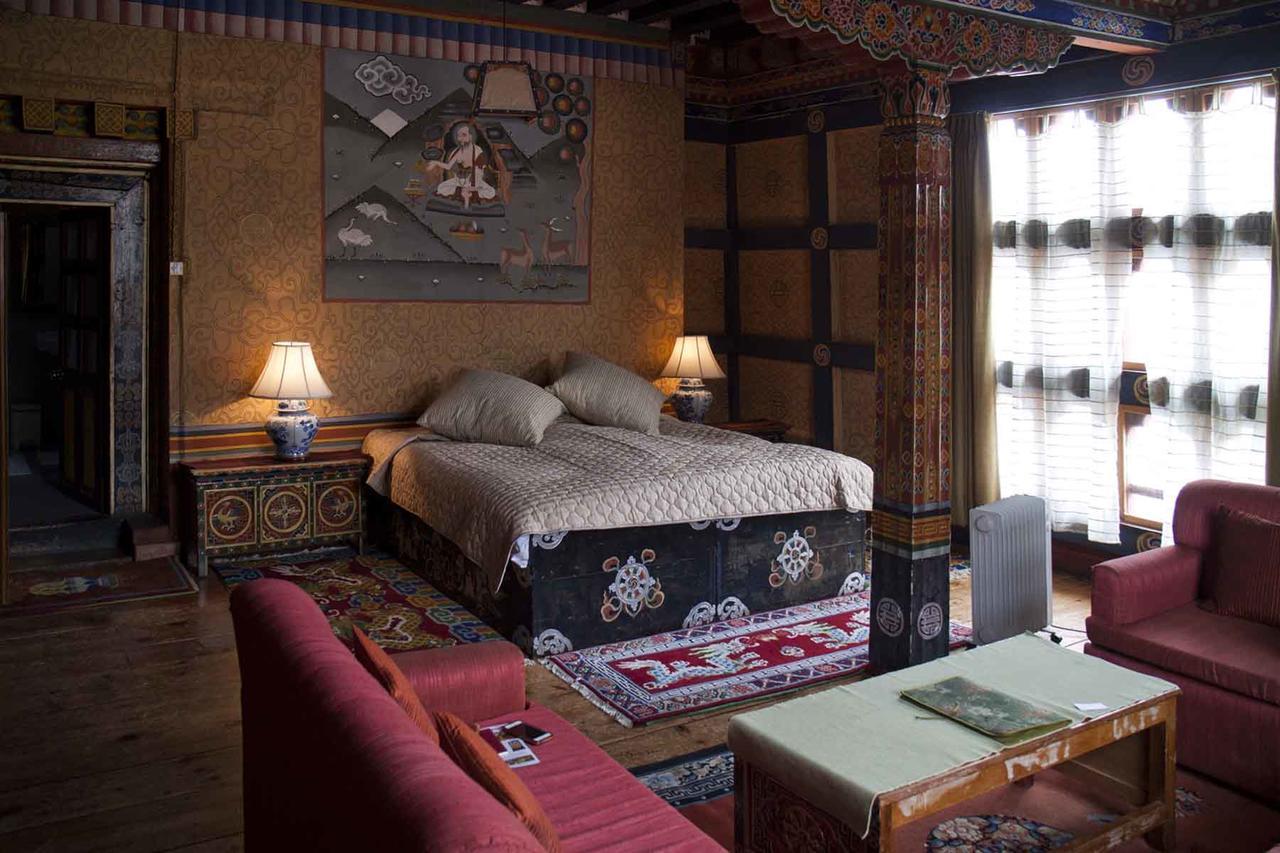 Gangtey Palace Hotel Paro Exterior photo