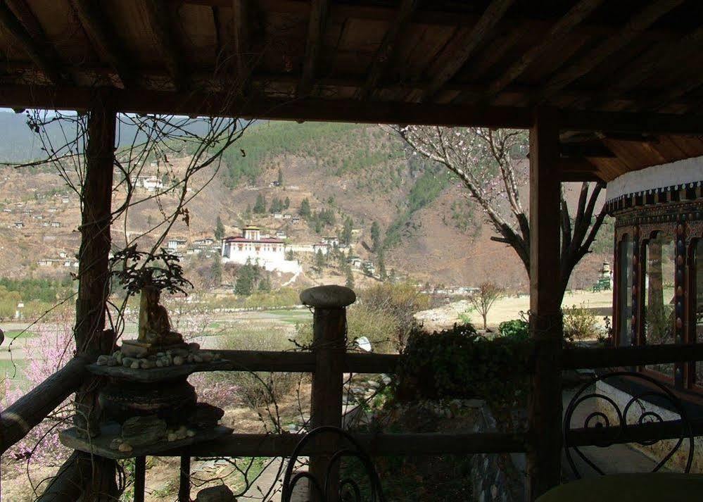 Gangtey Palace Hotel Paro Exterior photo