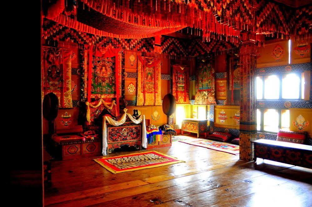 Gangtey Palace Hotel Paro Exterior photo